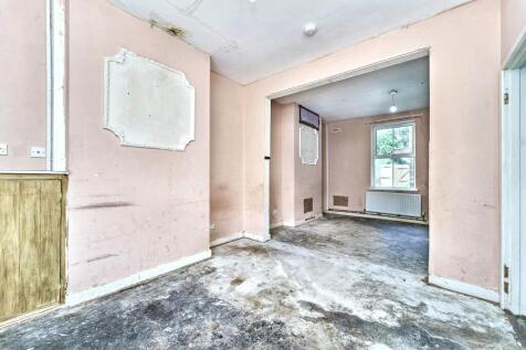 24 Hillary Street, Walsall, West Midlands, WS2 9BP