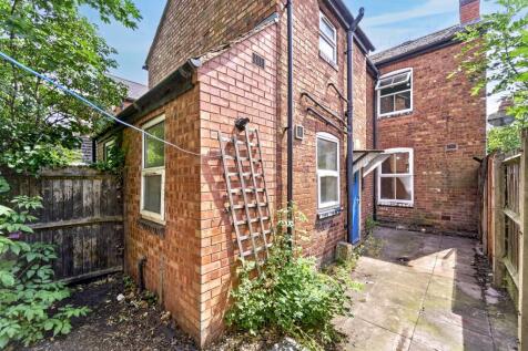 24 Hillary Street, Walsall, West Midlands, WS2 9BP