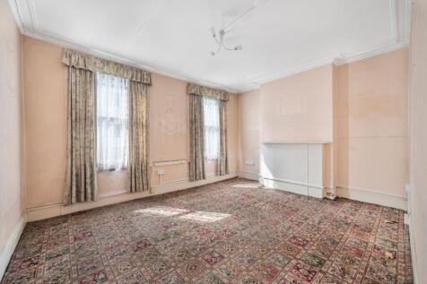 13 Fishers Lane, Chiswick, London, W4 1RX