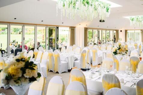 Gibbon Bridge Hotel, Green Lane, Chipping, Preston, PR3 2TQ