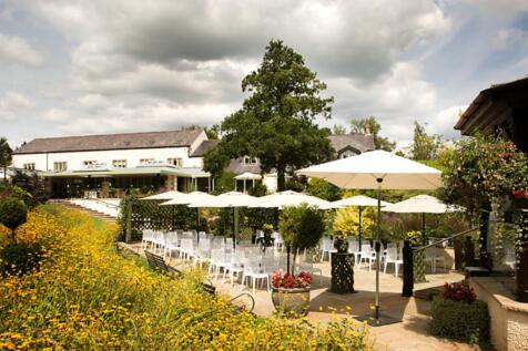 Gibbon Bridge Hotel, Green Lane, Chipping, Preston, PR3 2TQ