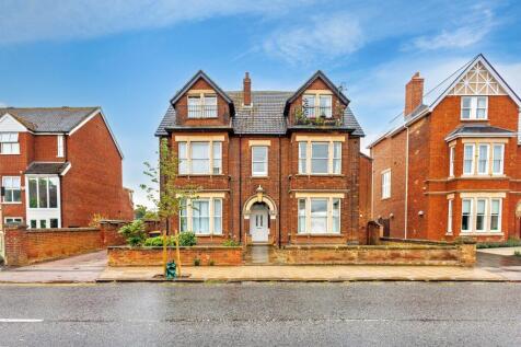 Flat 3, 75 Shakespeare Road, Bedford, Bedfordshire, MK40 2DW