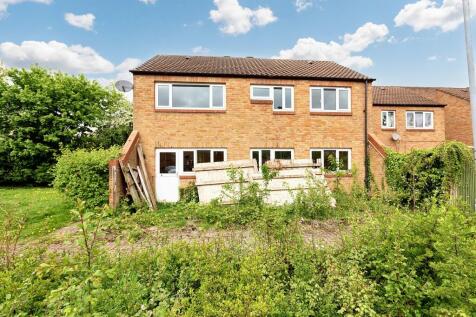 46 &amp; 48 Browney Path, Bedford, Bedfordshire, MK41 7XH