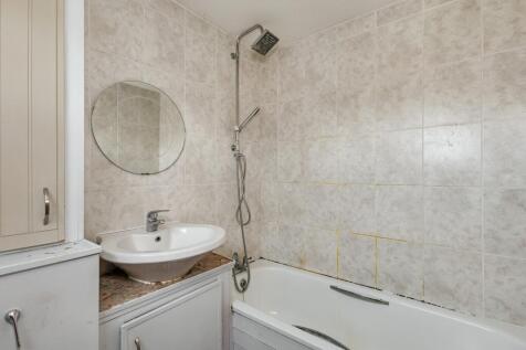 14 Brooke Close, Wellingborough, Northamptonshire, NN8 3LJ