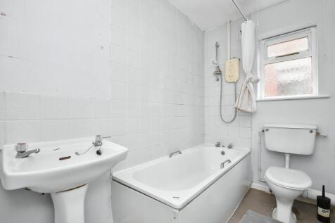 228 Woodfield Avenue, Lincoln, Lincolnshire, LN6 0LT