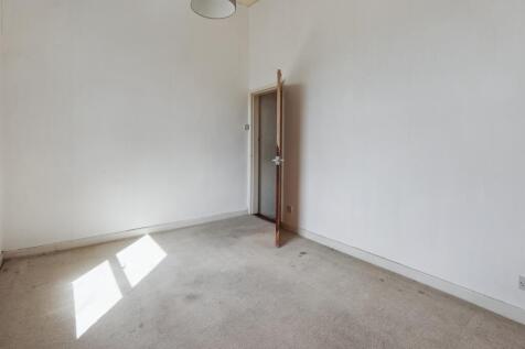 31 Regent Street, Bury, Lancashire, BL9 5AT