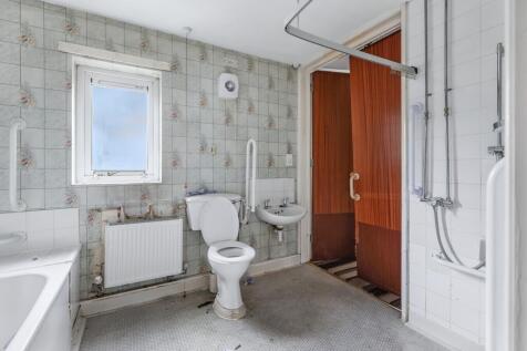 4 Lambeth Close, Blackburn, Lancashire BB1 1LB