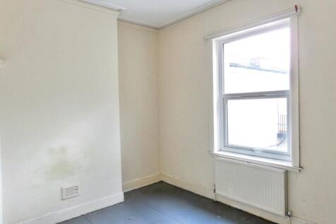 Flat 3, 40 Albany Street, Hull, East Yorkshire, HU3 1PL