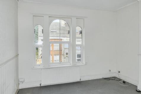 Flat 3, 40 Albany Street, Hull, East Yorkshire, HU3 1PL