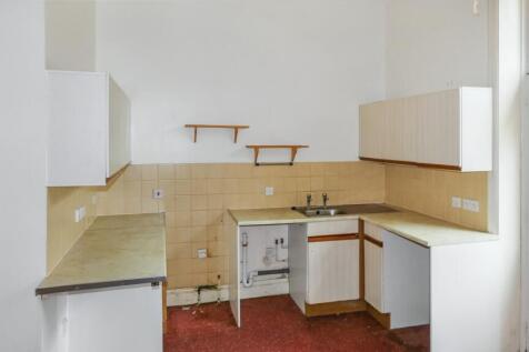 Flat 1, 84 Albany Street, Hull, East Yorkshire, HU3 1PN