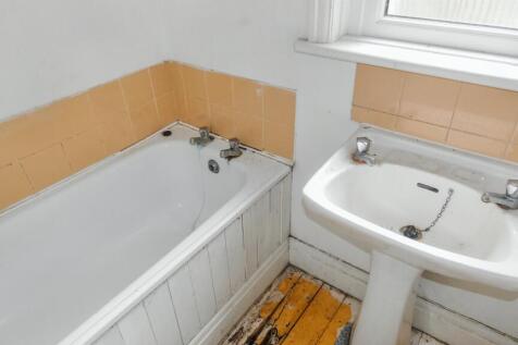 Flat 1, 84 Albany Street, Hull, East Yorkshire, HU3 1PN