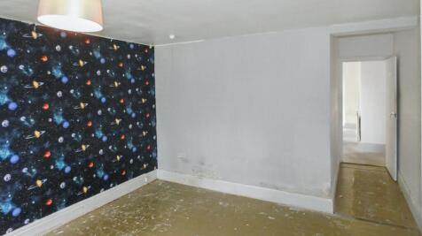 Flat 1, 84 Albany Street, Hull, East Yorkshire, HU3 1PN