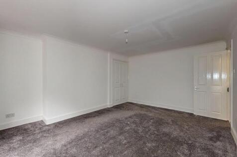 Flat A, 31 Belvedere Road, Crystal Palace, London, SE19 2HJ
