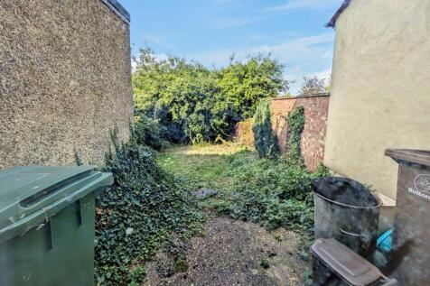 8 Wales Avenue, Carshalton, SM5 3QN