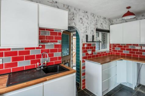3 Landseer, North Cheriton, Templecombe, Somerset, BA8 0AS