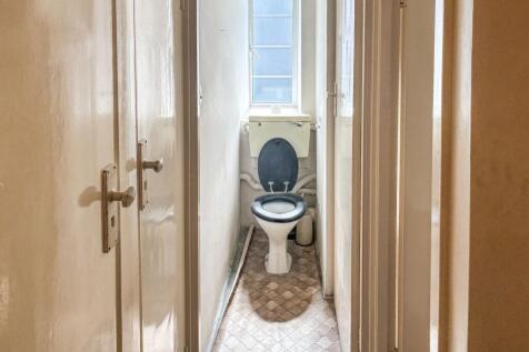 Flat E53, Du Cane Court, Balham High Road, Balham, London, SW17 7JL