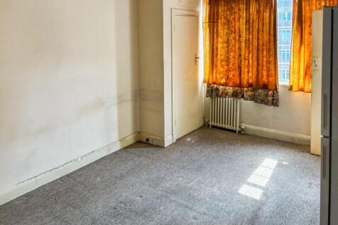 Flat E53, Du Cane Court, Balham High Road, Balham, London, SW17 7JL