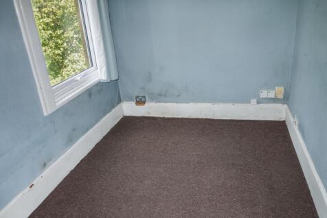 Flat 3, 1 Burgoyne Road, London SE25 6JT
