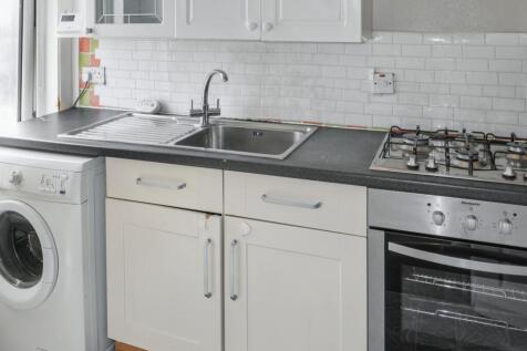 Flat 3, 1 Burgoyne Road, London SE25 6JT