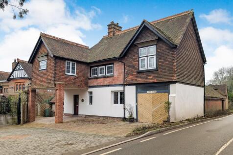 Lower Birtley, Grayswood Road, Surrey, GU27 2DL