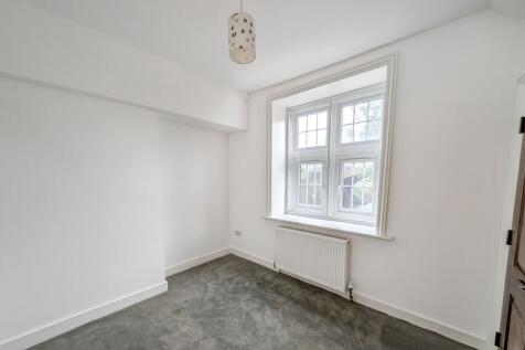 Lower Birtley, Grayswood Road, Surrey, GU27 2DL
