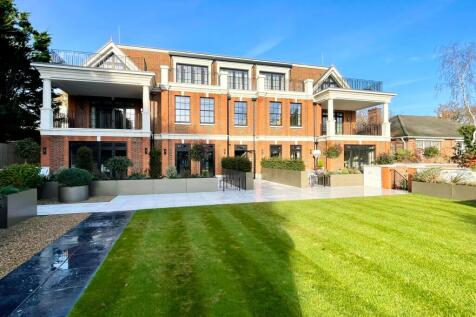Apartment 3 Sereno House, 22 Beech Hill, Barnet, Hertfordshire, EN4 0JP