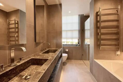 Apartment 3 Sereno House, 22 Beech Hill, Barnet, Hertfordshire, EN4 0JP