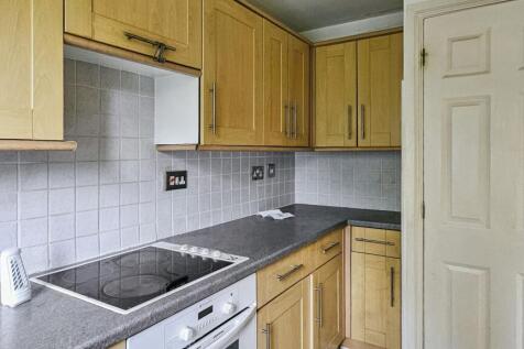 40 Scottwell Drive, Hendon, London, NW9 6QB