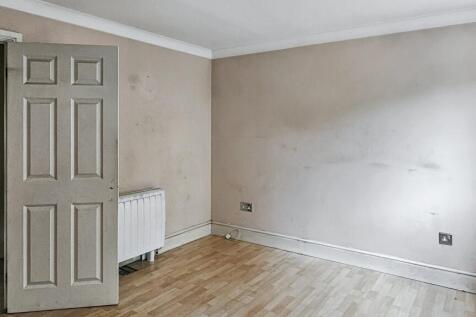 40 Scottwell Drive, Hendon, London, NW9 6QB