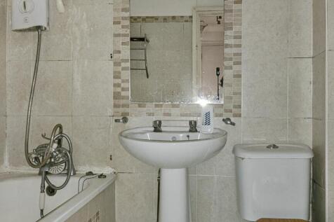 40 Scottwell Drive, Hendon, London, NW9 6QB