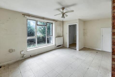121 Halcot Avenue, Bexleyheath, DA6 7QA
