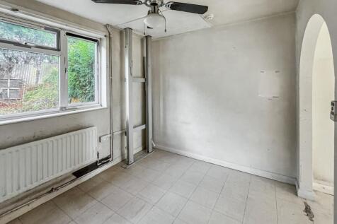 121 Halcot Avenue, Bexleyheath, DA6 7QA
