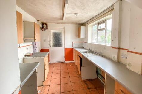 19 Oakhurst, Langley Burrell, Wiltshire, SN15 4LG