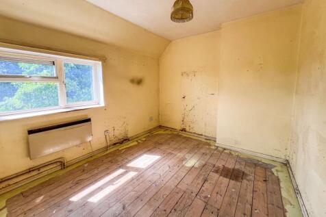33 Hollow Way, Bradenstoke, Chippenham, Wiltshire, SN15 4EX