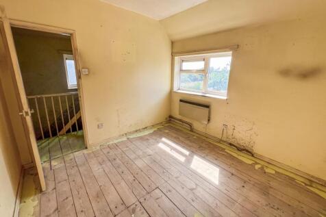 33 Hollow Way, Bradenstoke, Chippenham, Wiltshire, SN15 4EX