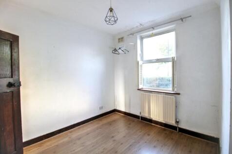 12 Wigton Road, Walthamstow, London E17 5HU
