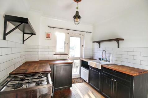 12 Wigton Road, Walthamstow, London E17 5HU