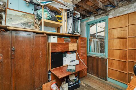 27 Colne Road, Clapton, London, E5 0HR