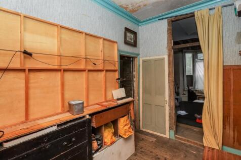 27 Colne Road, Clapton, London, E5 0HR