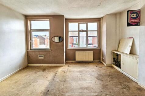 Flat 2, 44 Laindon Road, Longsight, Manchester, M14 5DP