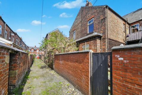 Flat 2, 44 Laindon Road, Longsight, Manchester, M14 5DP