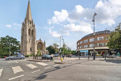Flat 133 Coles House, 107 -143 Muswell Hill, London, N10 3HS