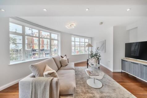 Flat 133 Coles House, 107 -143 Muswell Hill, London, N10 3HS