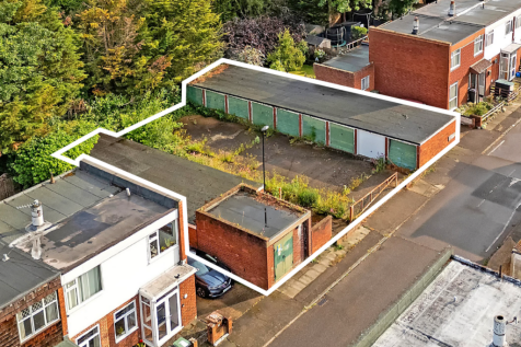 Garages between 45 &amp; 47 Aldersgrove Avenue, Mottingham, London, SE9 4PH