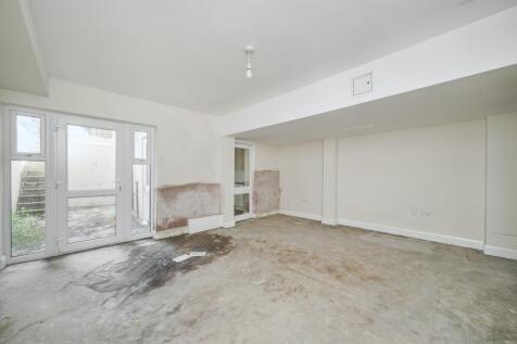 Basement Flat, 88 Lansdowne Place, Hove, BN3 1FH
