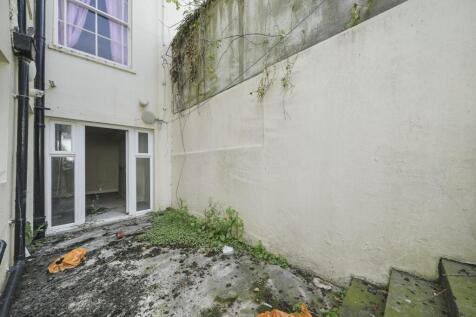 Basement Flat, 88 Lansdowne Place, Hove, BN3 1FH
