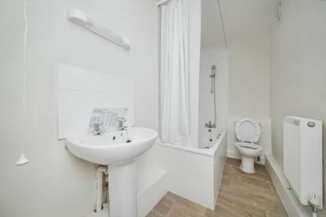 Basement Flat, 88 Lansdowne Place, Hove, BN3 1FH
