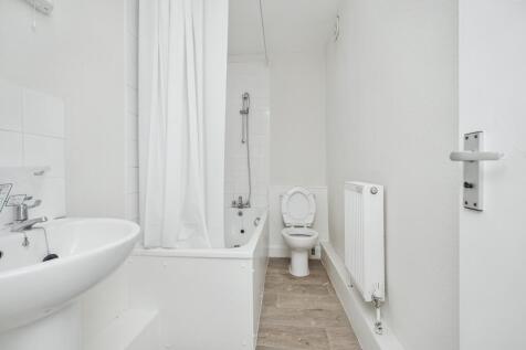 Basement Flat, 88 Lansdowne Place, Hove, BN3 1FH