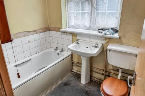 Flat 34 Plaistow Close, Stanford-Le-Hope, SS17 7AT