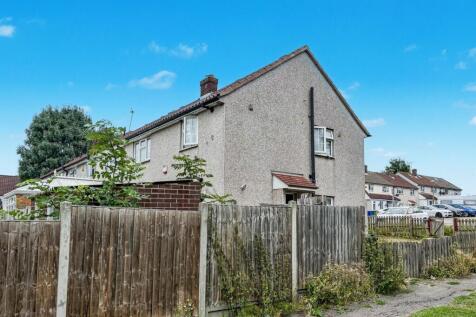 Flat 34 Plaistow Close, Stanford-Le-Hope, SS17 7AT